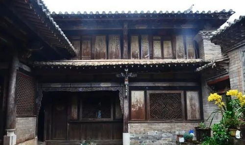 云南红河州的一个深山老林,有个百年古董,堪称完美