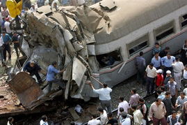 埃及开罗火车相撞死亡人数升至80人 163人受伤 