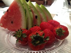 西瓜和草莓能一起吃吗 