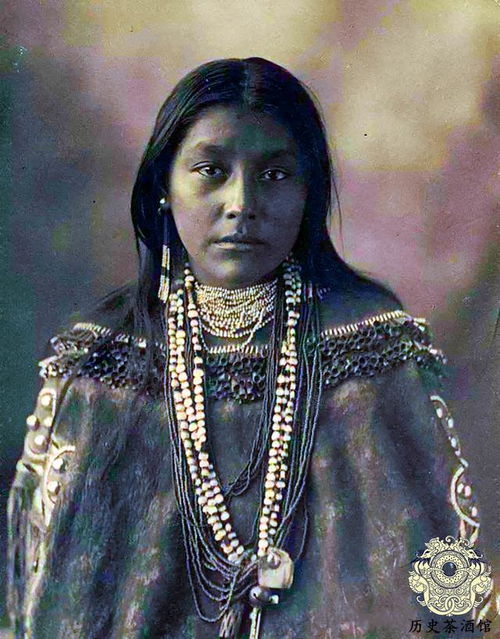 120年前的印第安人老照片 几乎被美国人赶尽杀绝,图2女子很漂亮