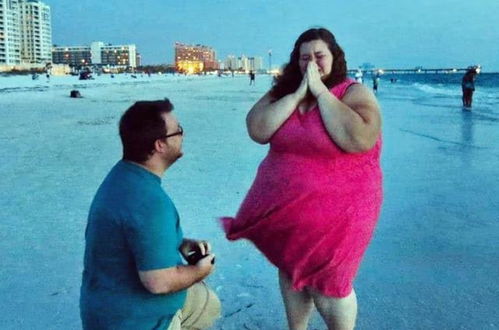 超重夫妻决定减肥,18个月后惊艳亮相,网友 这颜值仿佛换了人