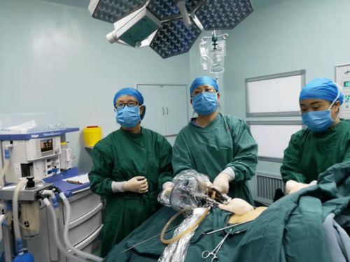 宁津县中医院妇产科成功完成一例高龄老人巨大卵巢囊肿切除术