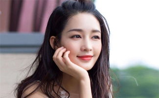 李姓 女星 李沁小公主,李冰冰女王范,而她才是大美人