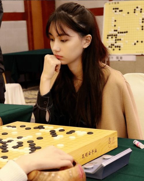 被赞 围棋界的佐佐木希 ,因长相太甜,霸榜日本热搜