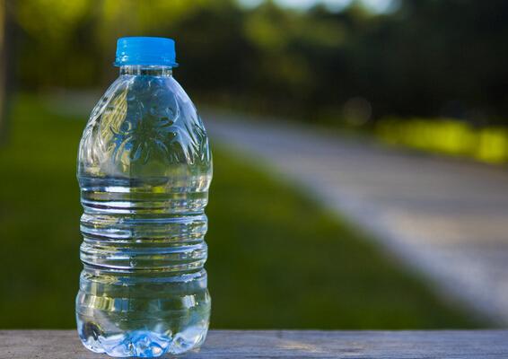 食品饮料新规下的2016年 饮用水取名不能再 任性 