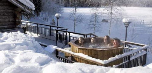 芬兰桑拿需要 裸泡 , 男女混浴 是常态,中国游客直呼没眼看