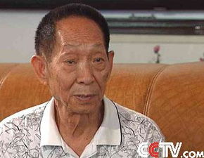 袁隆平 77岁正年轻 