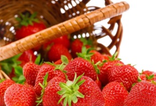 大草莓好吃还是小草莓好吃 如何挑选好吃又好看的草莓