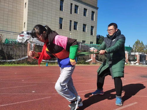 乘风破浪 披荆斩棘 叙说三墩小学运动健儿田径赛场上的 飒 气