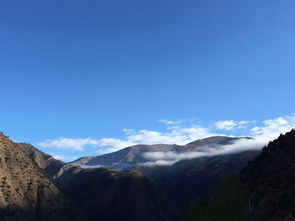 翻山越岭,我们行走在西藏的边边角角