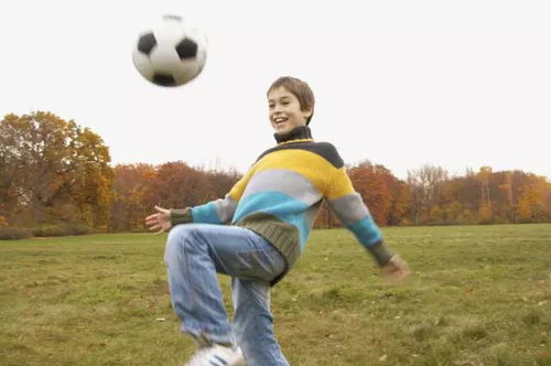 为什么让孩子去踢足球