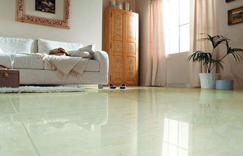 客厅地板砖效果图 黑与白简约搭配的时尚