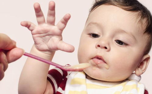 宝宝2岁前不能碰的4种辅食,看似营养实则伤肠胃,妈妈们别犯错