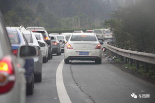 中国高速公路网那么发达,为何还会出现大堵车现象