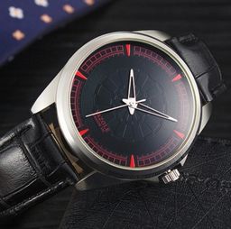 我想买一个黑色的手表送人,有什么可以推荐的吗 