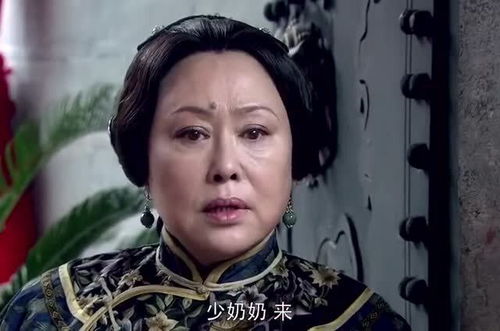 抠门老太太花重金买媳妇,不料媳妇穿白衣进门,看老太太如何应对 