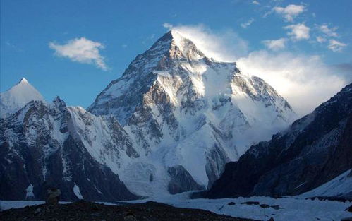 世上最难登的三座山峰,全部位于我国境内,至今没有国人能征服