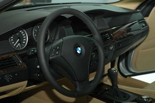 BMW520i方向盘 