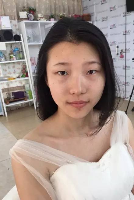 新娘妆前妆后大对比 婚礼化妆师太重要了