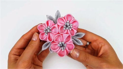 DIY丝带手工制作漂亮的花朵发夹,非常实用 