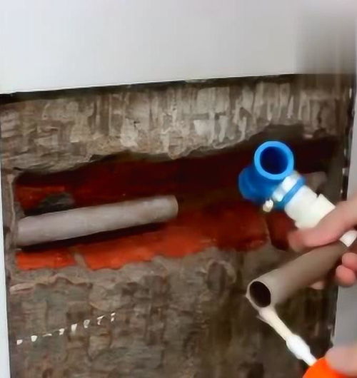 墙内水管漏水怎么办 20年经验水电工教你这个方法快速修补 