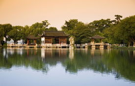 关于杭州西湖的优美诗句