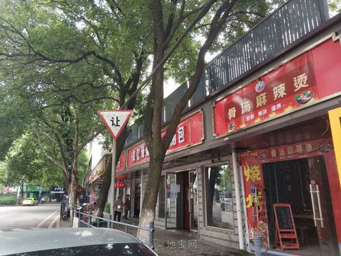 同城优铺 莲塘六中旁T字路口的餐饮夜宵店转让 南昌店面转让 