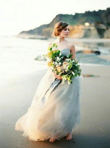 求大神赏赐几张婚纱照海边的比较好看的图片 谢谢 