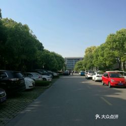 无锡新体育中心免费停车多久(无锡超大免费停车场有哪些)