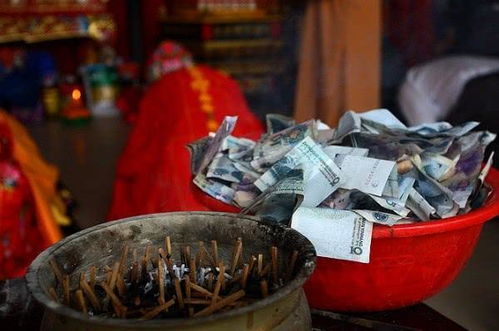 少林寺每年收入上亿,游客捐的香火钱去哪了 看完你还捐吗