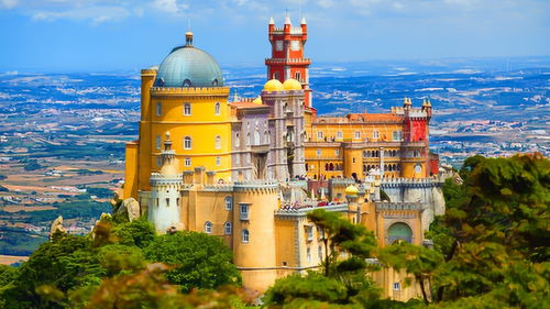 世界上最惊艳的彩色城堡,成人版迪斯尼乐园,每年吸引数百万游客 