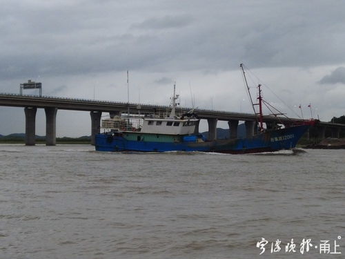 宁波全市4400多艘渔船均已进入安全区域