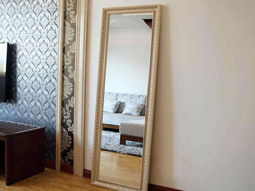 全身镜放在家里什么位置 全身镜放卧室有什么讲究 客厅放全身镜 位置 
