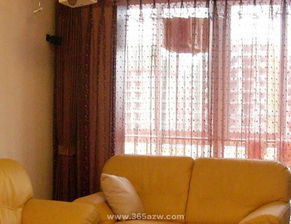 客厅装什么颜色窗帘对风水好(客厅安装什么颜色的窗帘风水好)