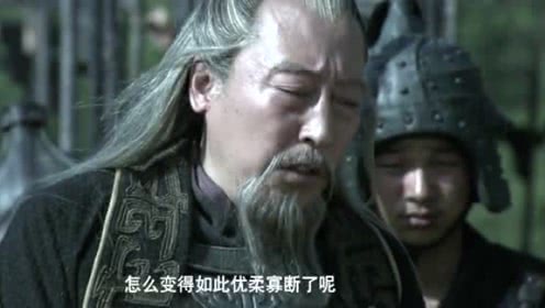 刚看完《龙之战争》，导演说是韩国人。但整部片有90％是演美国，而且军方都是美国的坦克飞机大炮。一股