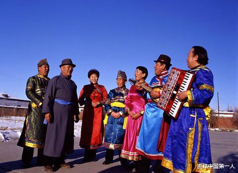 我国人口最多的11个民族都过春节吗 这11个民族过年的习俗有什么不同