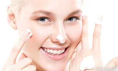 洗脸7个误可致使皮肤问题