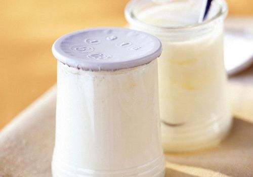 酸奶一天喝多少合适 天天喝酸奶有什么好处和坏处