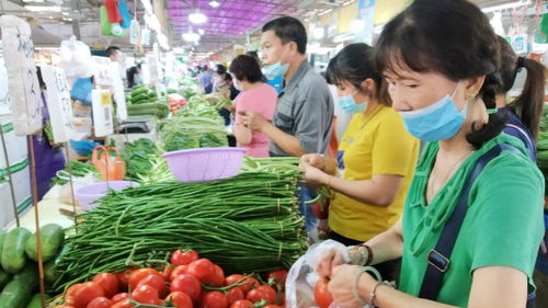 由正转负 春节前猪肉价格降了,未来物价怎么走丨火线解读 