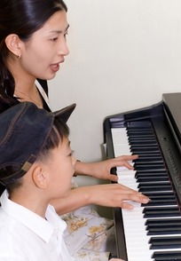 学前教育钢琴初学者应如何学