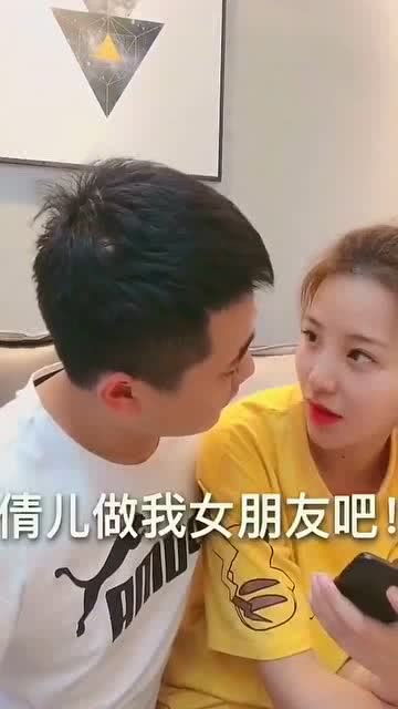 我想让她做我女朋友,她叫我做梦去吧,但是在梦里她又不是这样说的 