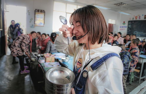 想对这三万多名孩子说一声 谢谢 ,是你们的 爱 帮助我们实现承诺