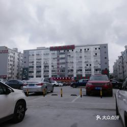 深圳龙华哪里可以长期免费停车(深圳梅园附近停车场免费吗)