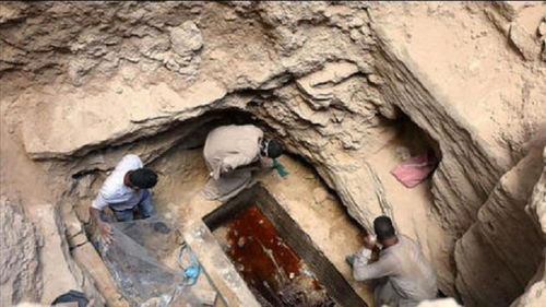 河南水库发现2500年前古墓,出土珍贵文物