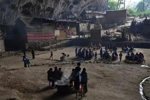 为躲避战乱,几百个汉人 藏 在云南山洞300多年,已繁衍9代人