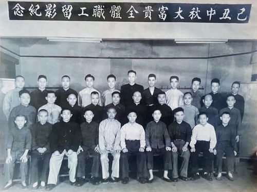 这家徽菜馆老字号在上海开了140年,一口带你穿越回小时候