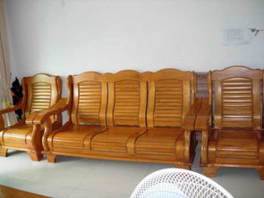 内置实木框架沙发价格