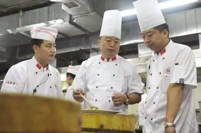 餐饮连锁的厨房各岗位职责