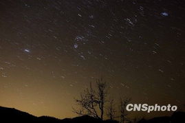 狮子座流星雨大爆发 18号凌晨北京清晰可见 