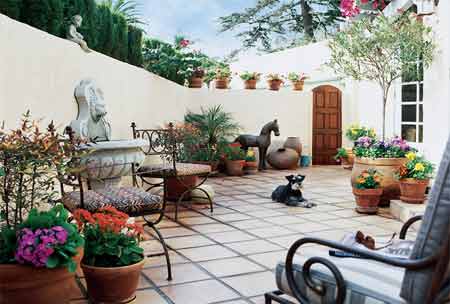 巧妙花园设计 打造省钱省时的小庭院 